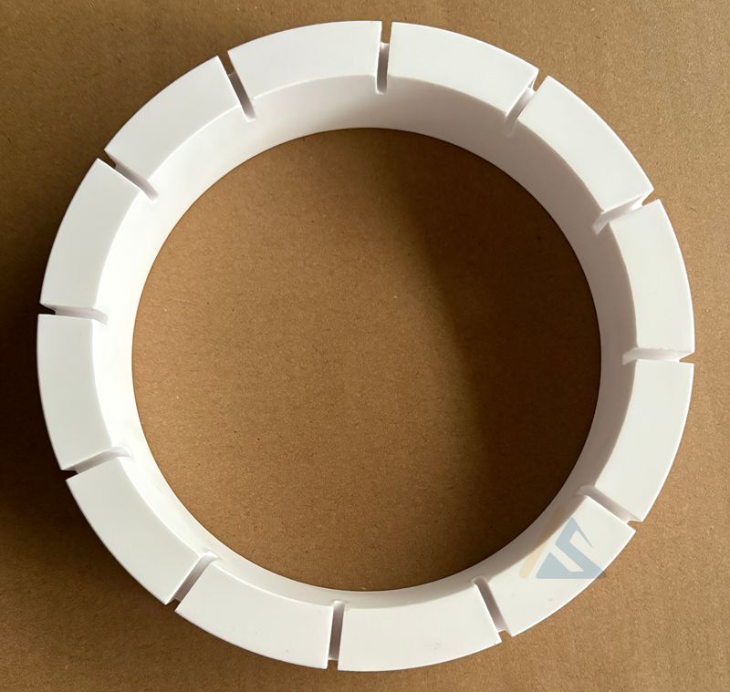 氧化鋁陶瓷的脆性受哪些因素影響？